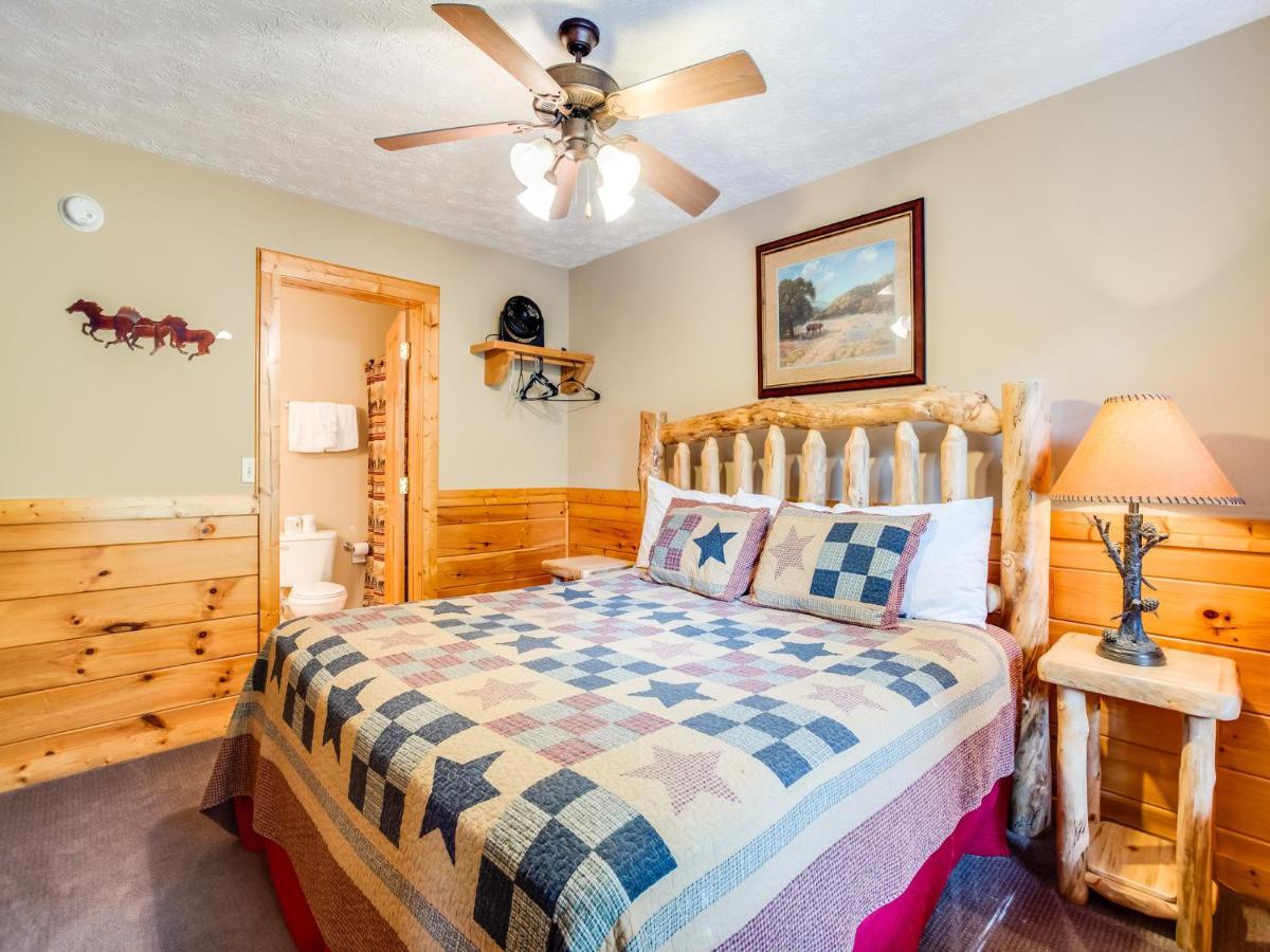 Saddle Ridge Villa Gatlinburg Kültér fotó